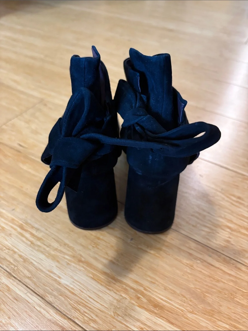 AD & Daughters Tovahni Black Suede Tie Bow Ankle Boots Size 7.5 minimalist comfy